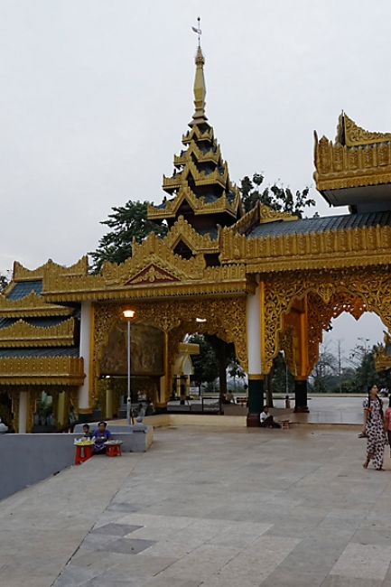 Yangon-Lawka Chantha-008